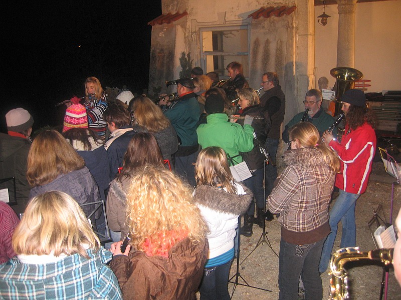 Weihnachtsliederspiel vom Schloss (16).JPG